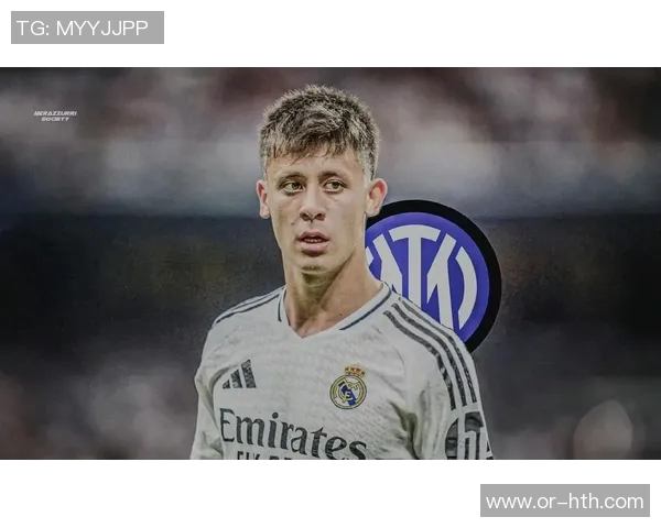 科莫总监：除非有超强球队强行报价帕斯，否则他会回到皇马