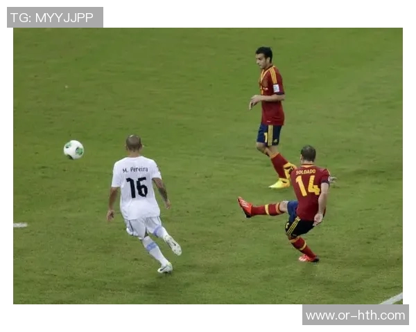 西班牙人不走,鲁能争冠遥遥无期?本以为是新吉尔,却成递刀后卫 西班牙人不走,鲁能争冠遥遥无期?本以为是新吉尔,却成递刀后卫